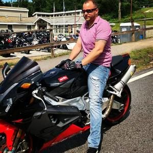 Meet your Posher, Thomas